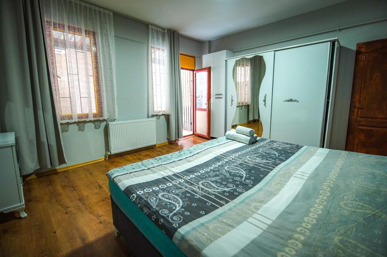 Yaghane Apartamento