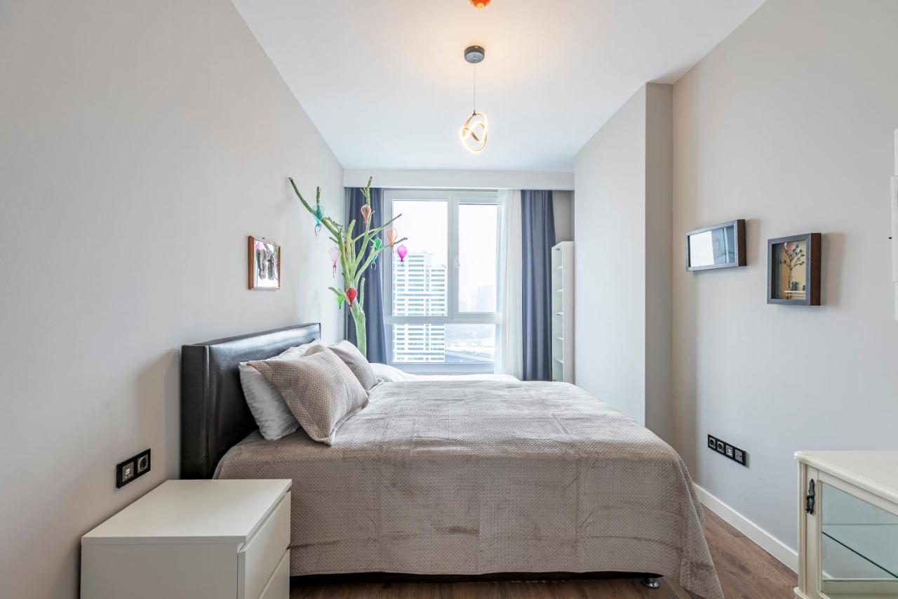 Apartment Outlet Karsisinda Harika Bir Daire Tn3 Istanbul