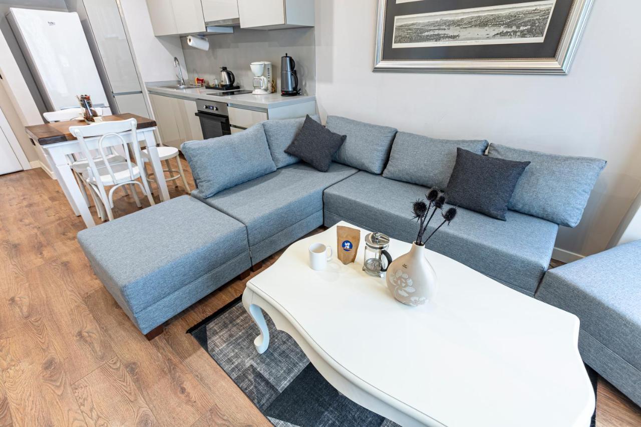 Apartment Outlet Karsisinda Harika Bir Daire Tn3 Istanbul
