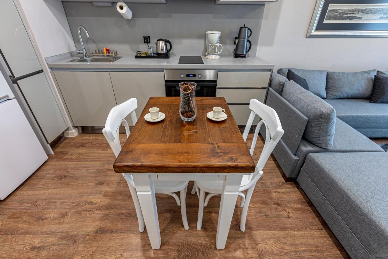 Outlet Karsisinda Harika Bir Daire Tn3 Apartment Istanbul