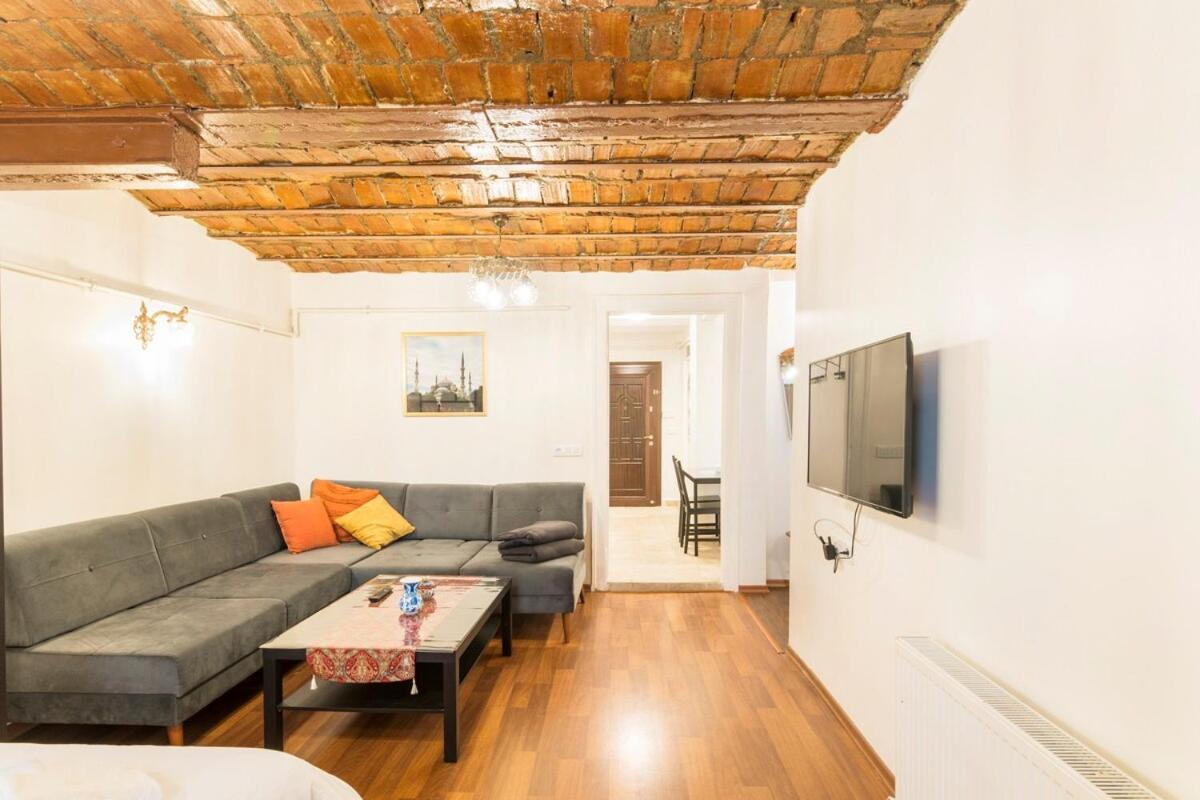 Beautiful 1 Bedroom Apt Wac 400 Meters Taksim Square Innv34004 Daire İstanbul