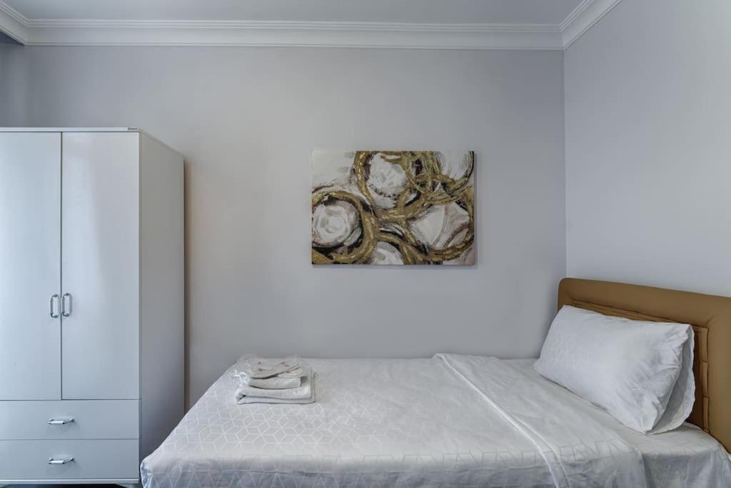 Apartment Azad Homes Bomonti
