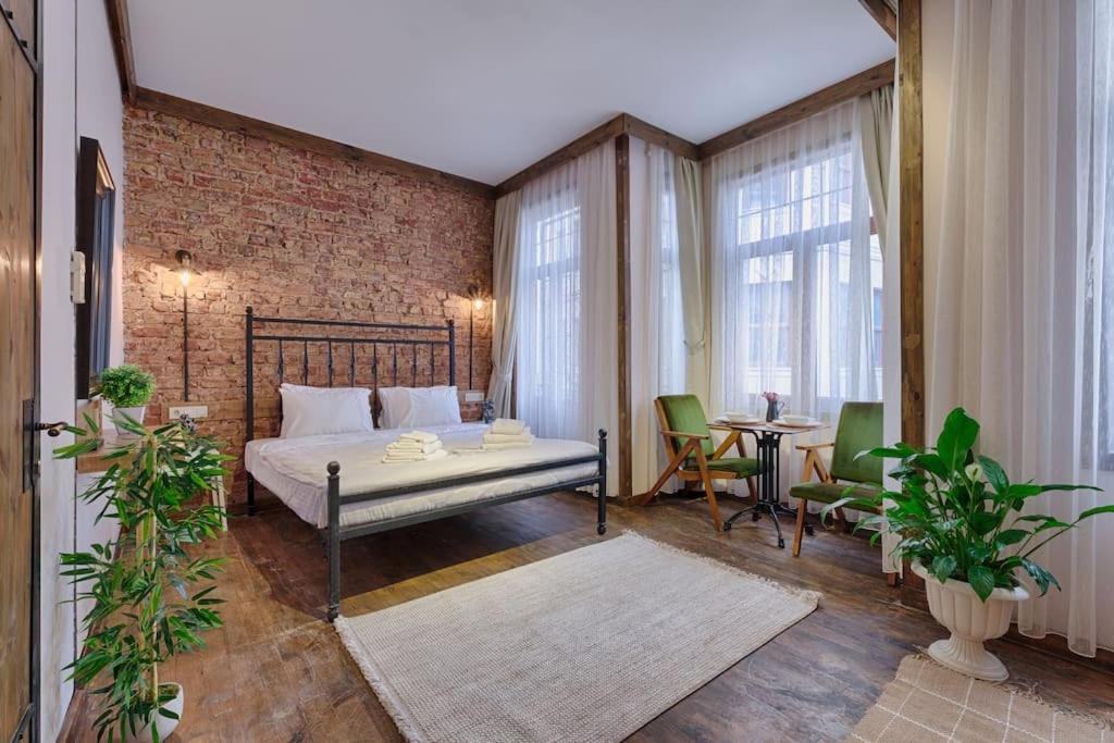 Daire Azad Homes Tomtom İstanbul
