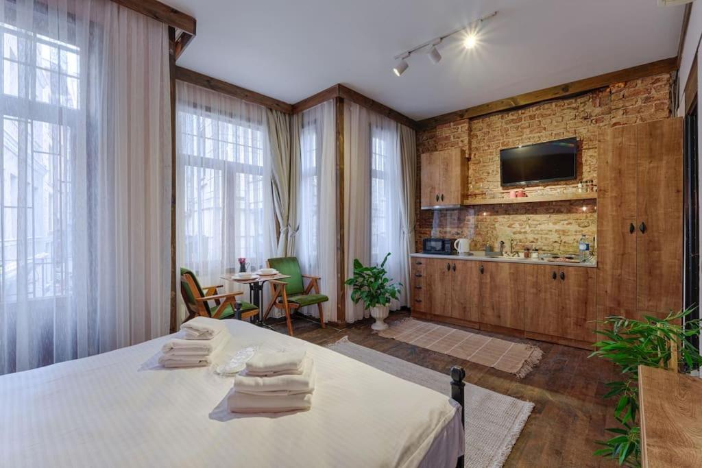 Azad Homes Tomtom Daire İstanbul