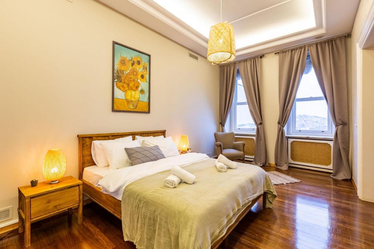 Apartment Enchanting Flat In Beyoglu With Bosphorus View Istanbul