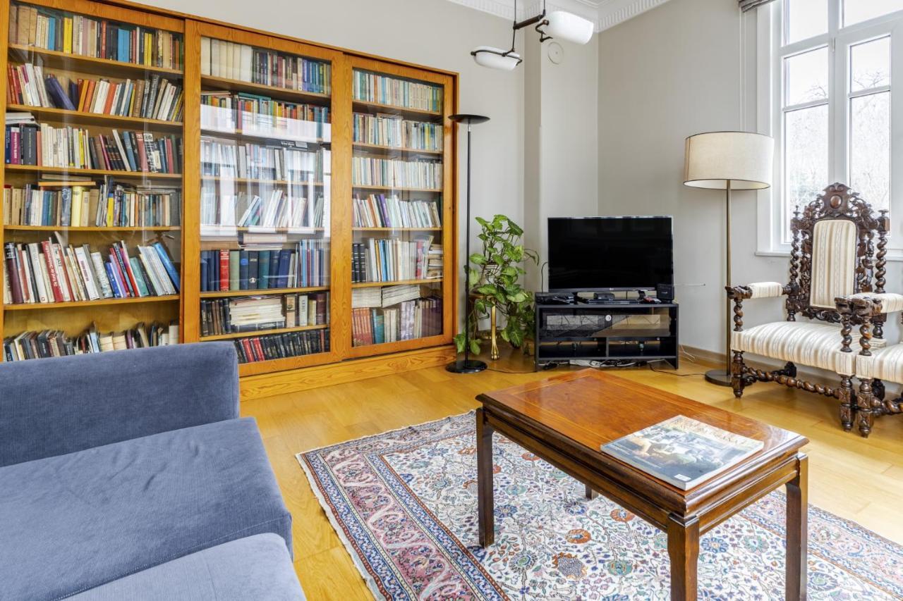 Flat With Balcony And Bosphorus View In Beyoglu * Istanbul