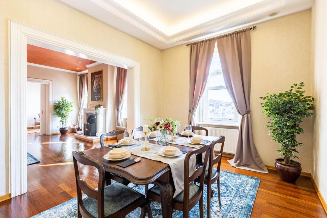 Enchanting Flat In Beyoglu With Bosphorus View Apartment *