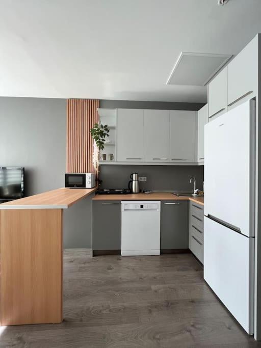 Luxe Residance In International Financial Center, Close To Watergarden Mall Apartment Istanbul