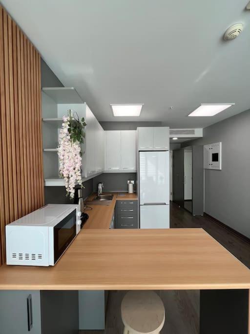Apartment Luxe Residance In International Financial Center, Close To Watergarden Mall *
