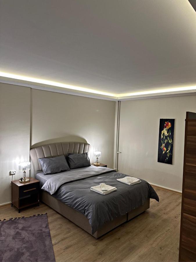 Cihangir Saracoglu Istanbul