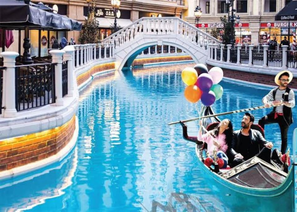 Venezia Mega Shopping Mall,istanbul,luxury Apartment *