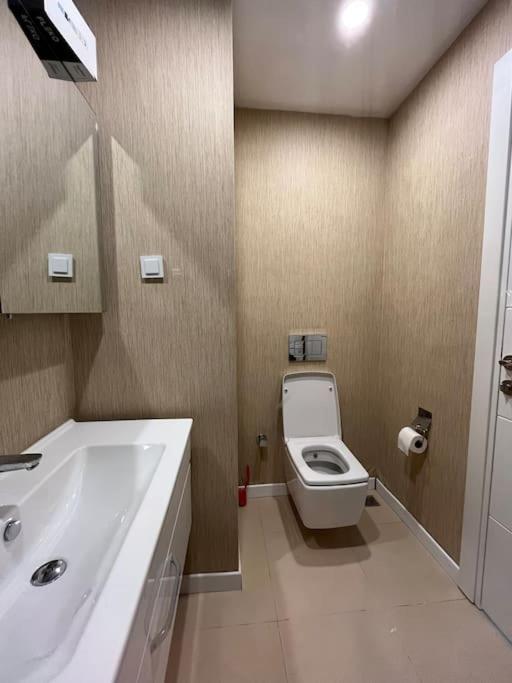 Luxe Residance In International Financial Center, Close To Watergarden Mall Apartment Istanbul