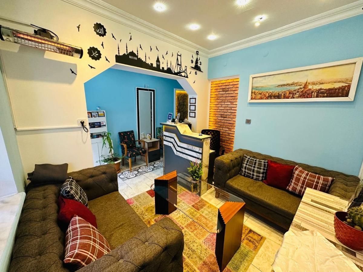 Hotel La Maison Bleue