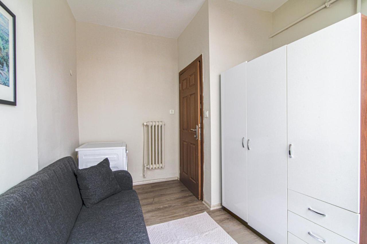 Daire Fully Furnished Stylishly Designed Flat In Sisli *