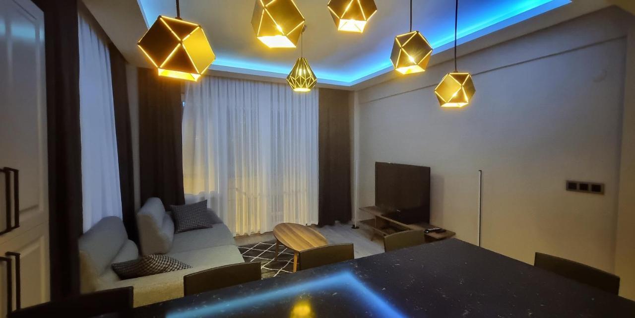 Apartamento Tam Merkezde Yepyeni Bir Istambul