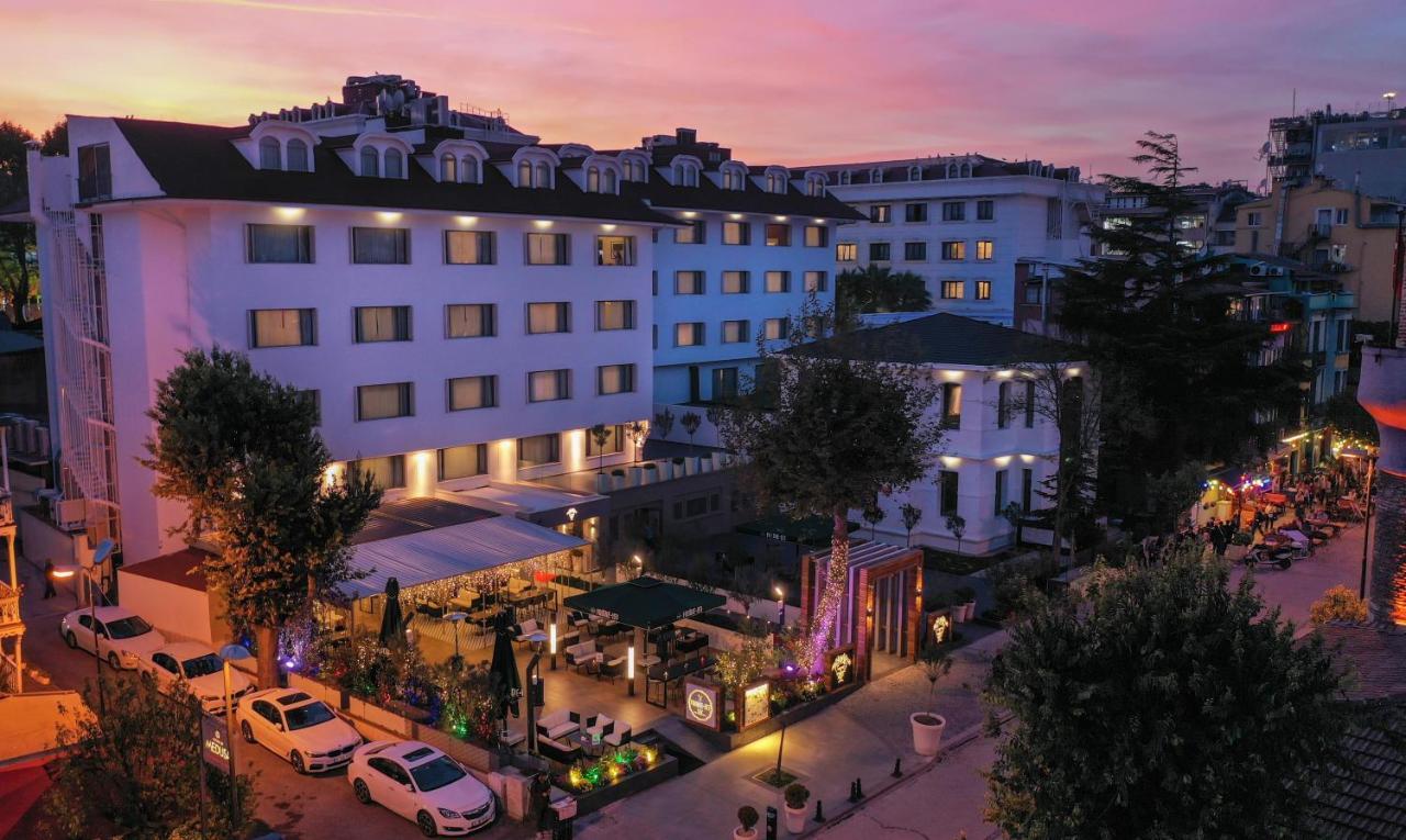 Hotel Vogue Supreme