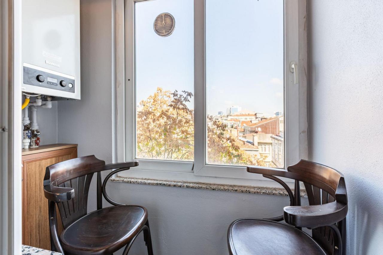 Outstanding Flat With Calming View Nisantasi Apartment *