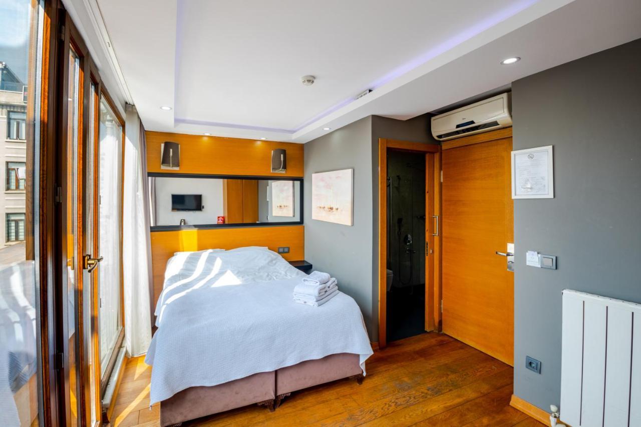 Hotel Xenia Taksim 3*