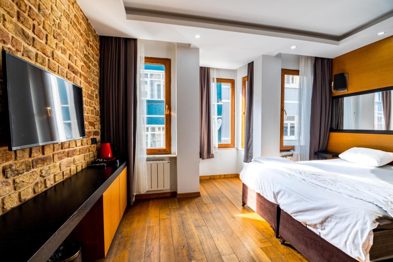 Xenia Taksim 3*