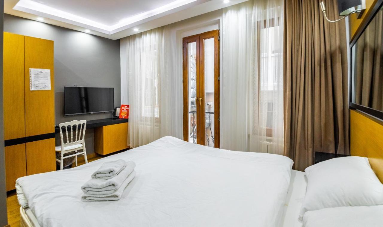 Hotel Xenia Taksim 3*