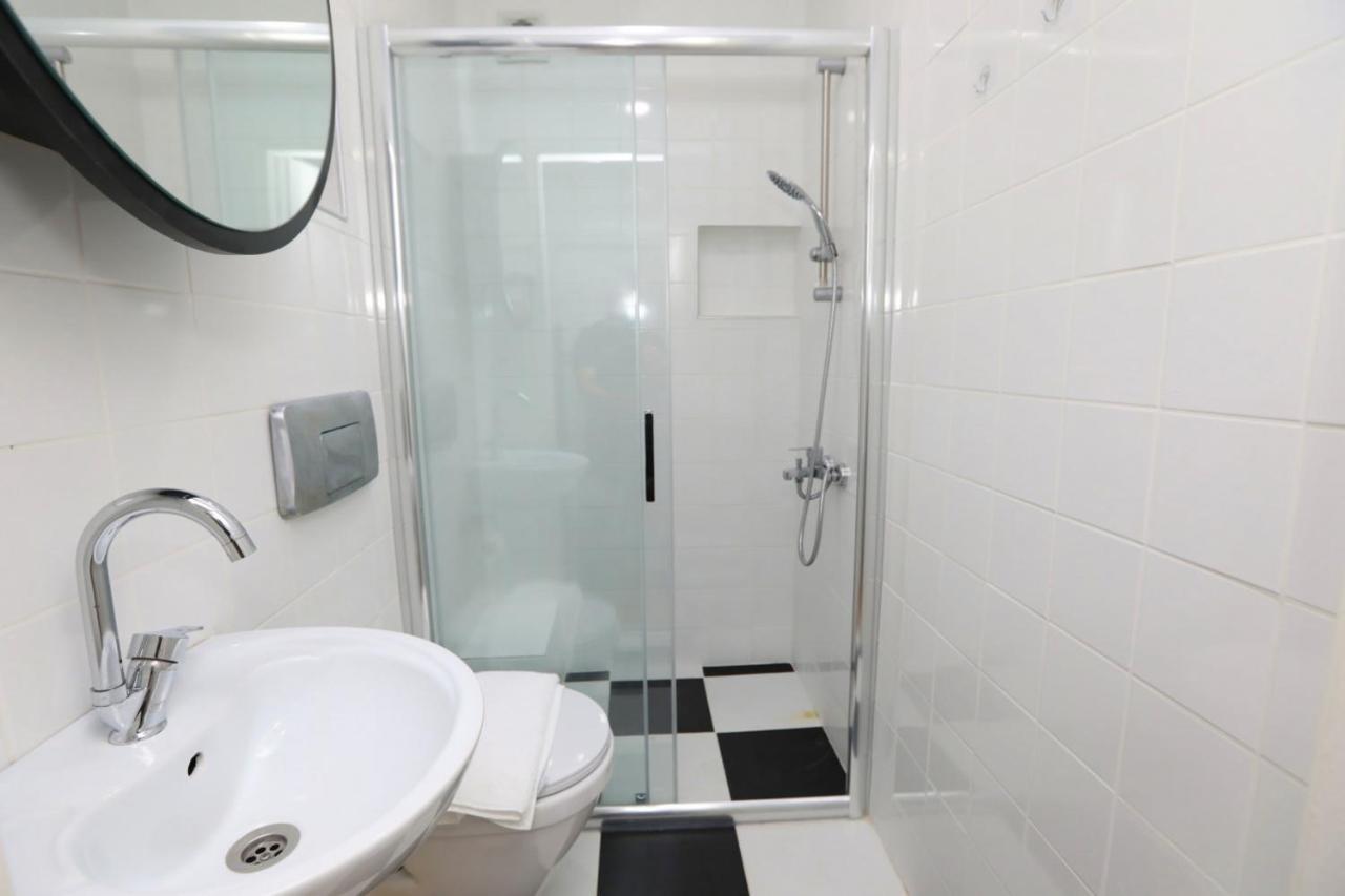 Flat With Balcony And Shared Terrace In Beyoglu Apartment Istanbul