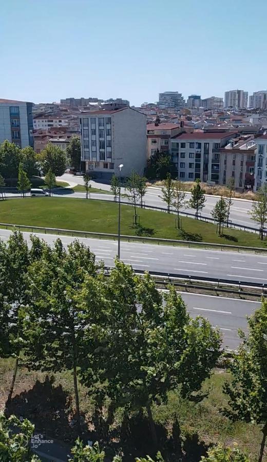 شقة مفروشة في Furnished In * Istanbul