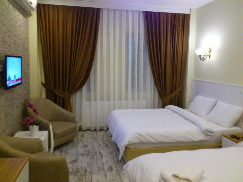 Pera Main Hotel 2*