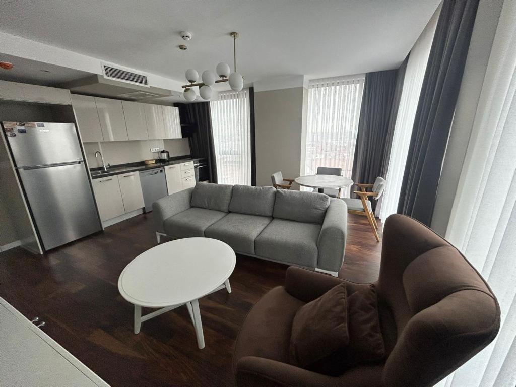 Arenya Apartment