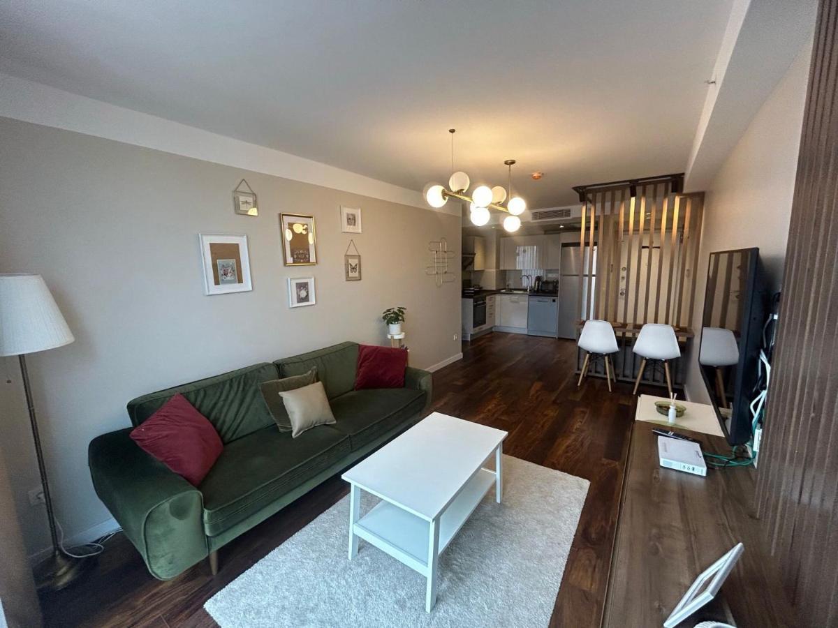 Arenya Apartment
