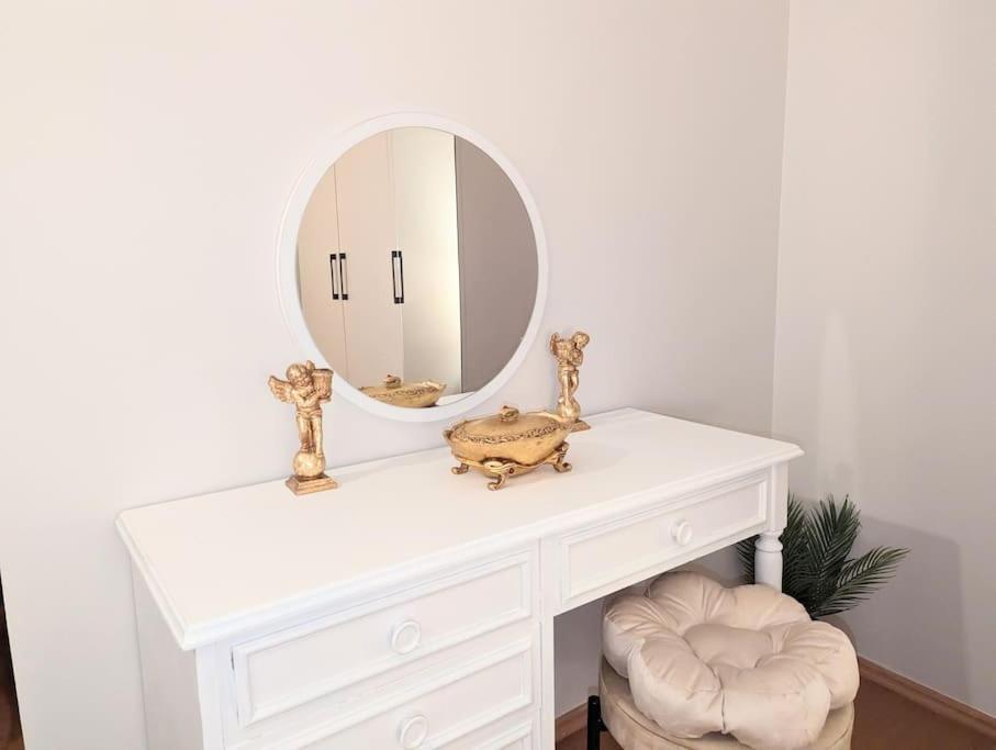 Apartment Superb & Elegant 3-bedroom Apt, Osmanbey