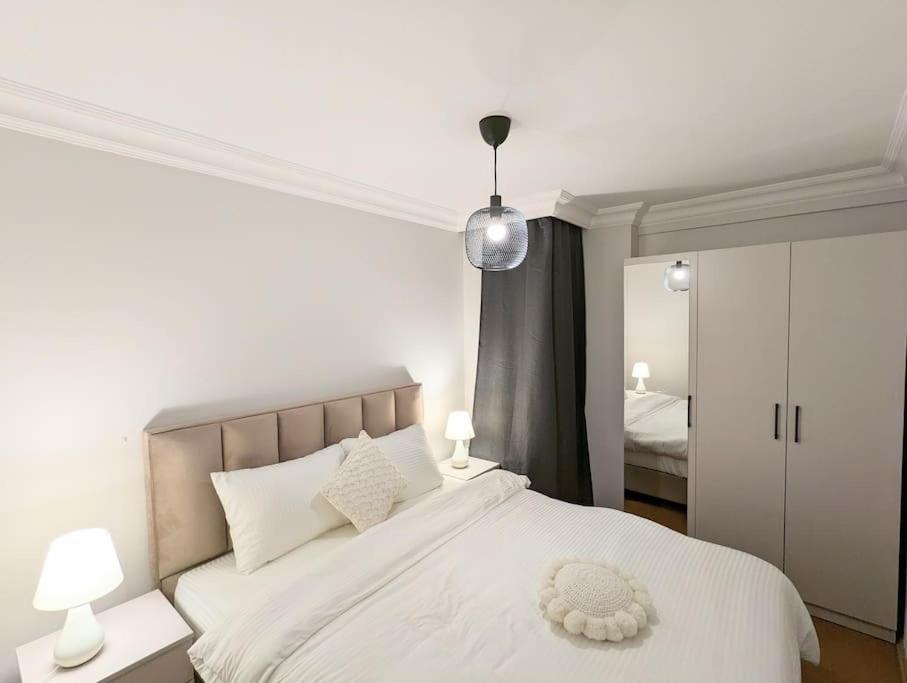 Superb & Elegant 3-bedroom Apt, Osmanbey Apartment