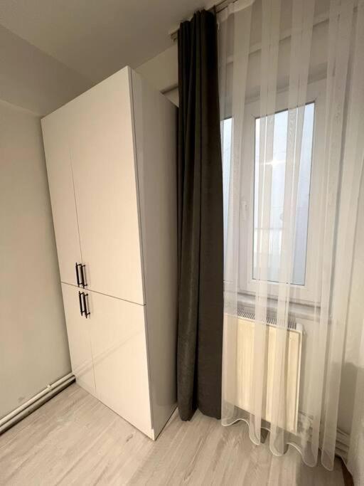 Cozy 2br Renovated 1 Min To Metro Apartment Istanbul