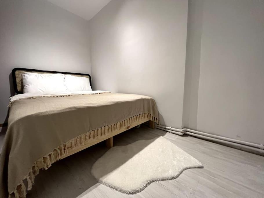 Apartment Cozy 2br Renovated 1 Min To Metro Istanbul