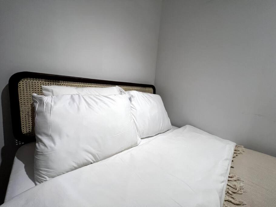 Apartment Cozy 2br Renovated 1 Min To Metro *