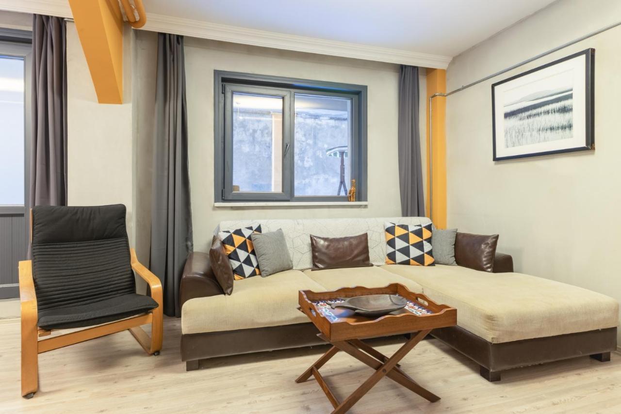 Contemporary And Stylish Flat In Sisli * İstanbul