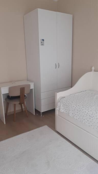 Apartment Cosy And Fully Furnished 2 Bedroom