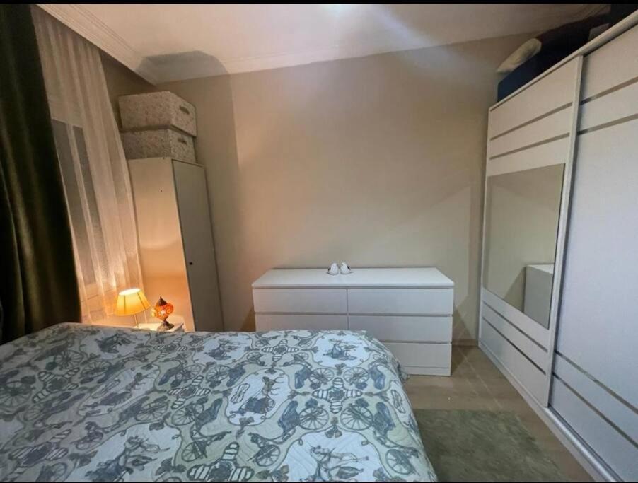 Apartment Cosy And Fully Furnished 2 Bedroom *
