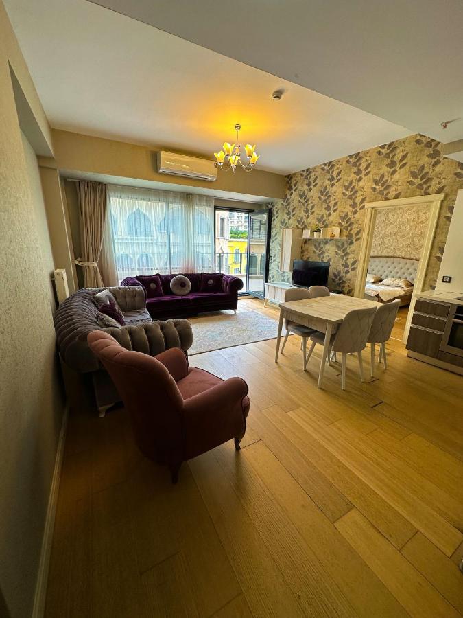 Venezia Mega Shopping Mall, Istanbul, Luxury,balcony İstanbul