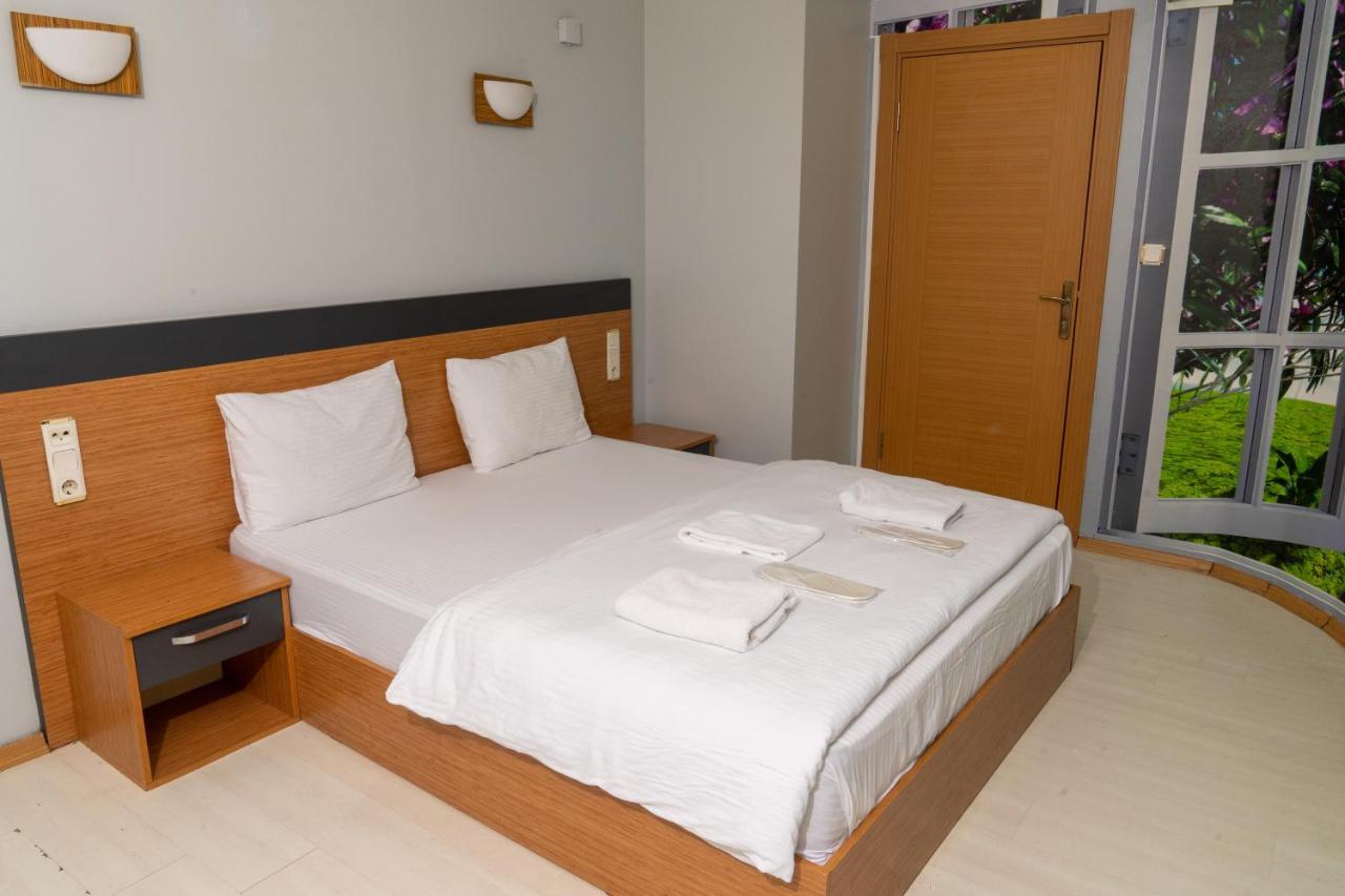 Heraldic Aparthotel
