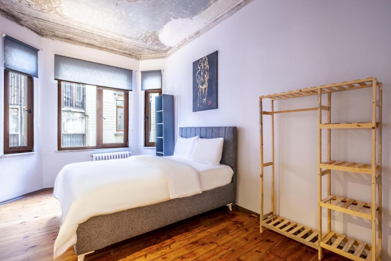Apartment Comfortable Flat With Great Location In Beyoglu *