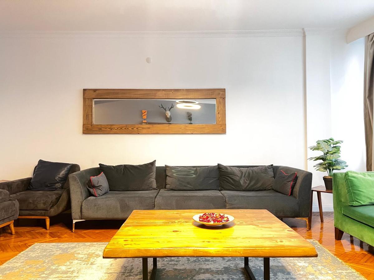 Spacious Family Flat , 3br, 2ba Istanbul