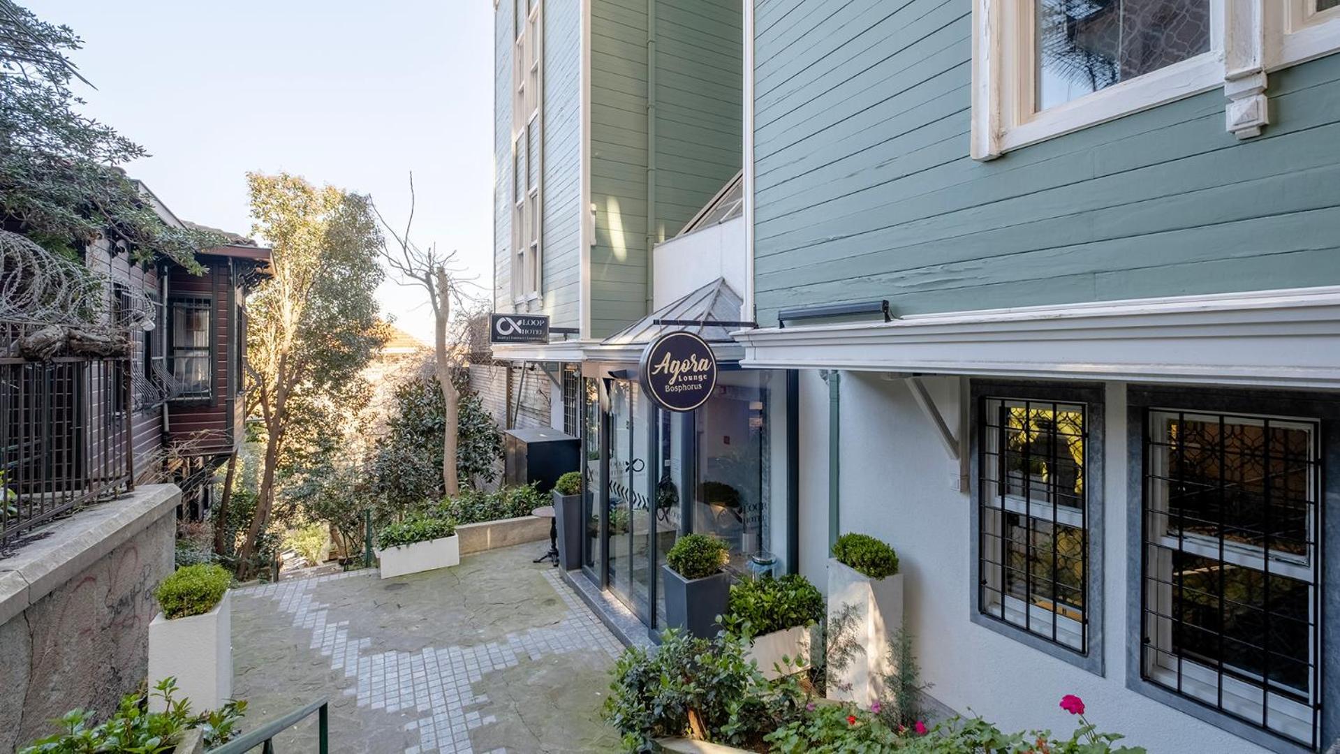 Hotel Loop Bosphorus 4*