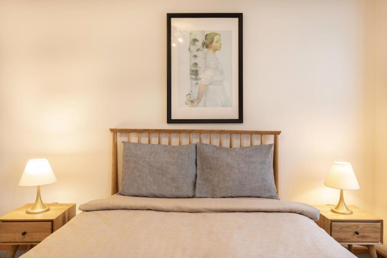 Apartment 9 Pera