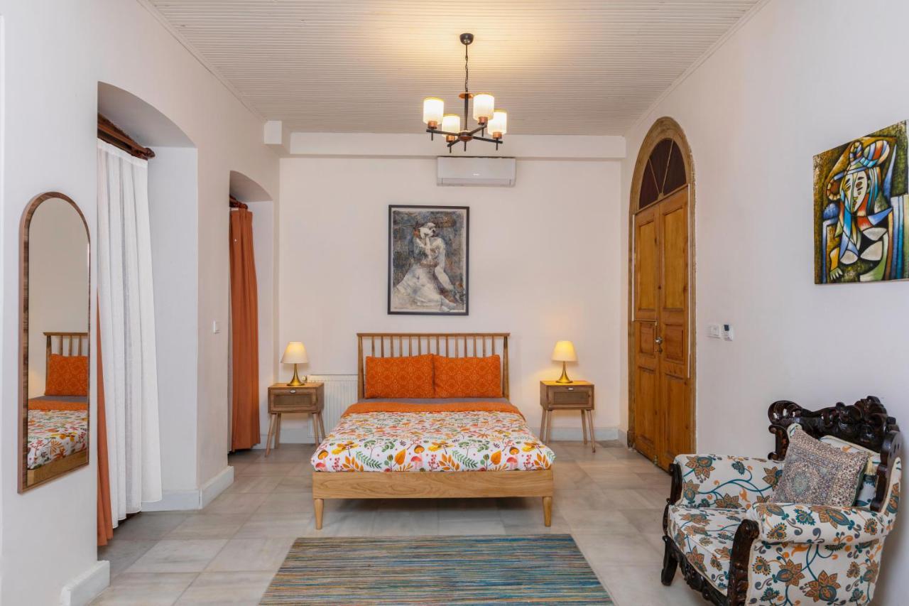 9 Pera Apartment