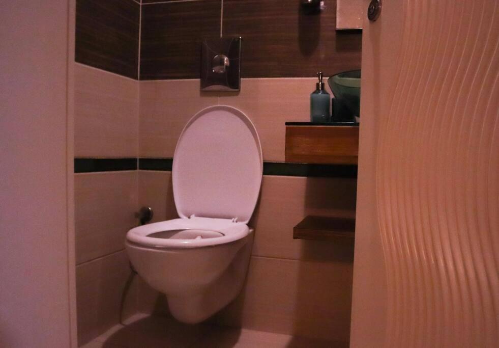 Apartment Delux Private Jacuzzi And Sauna Inside The Flat