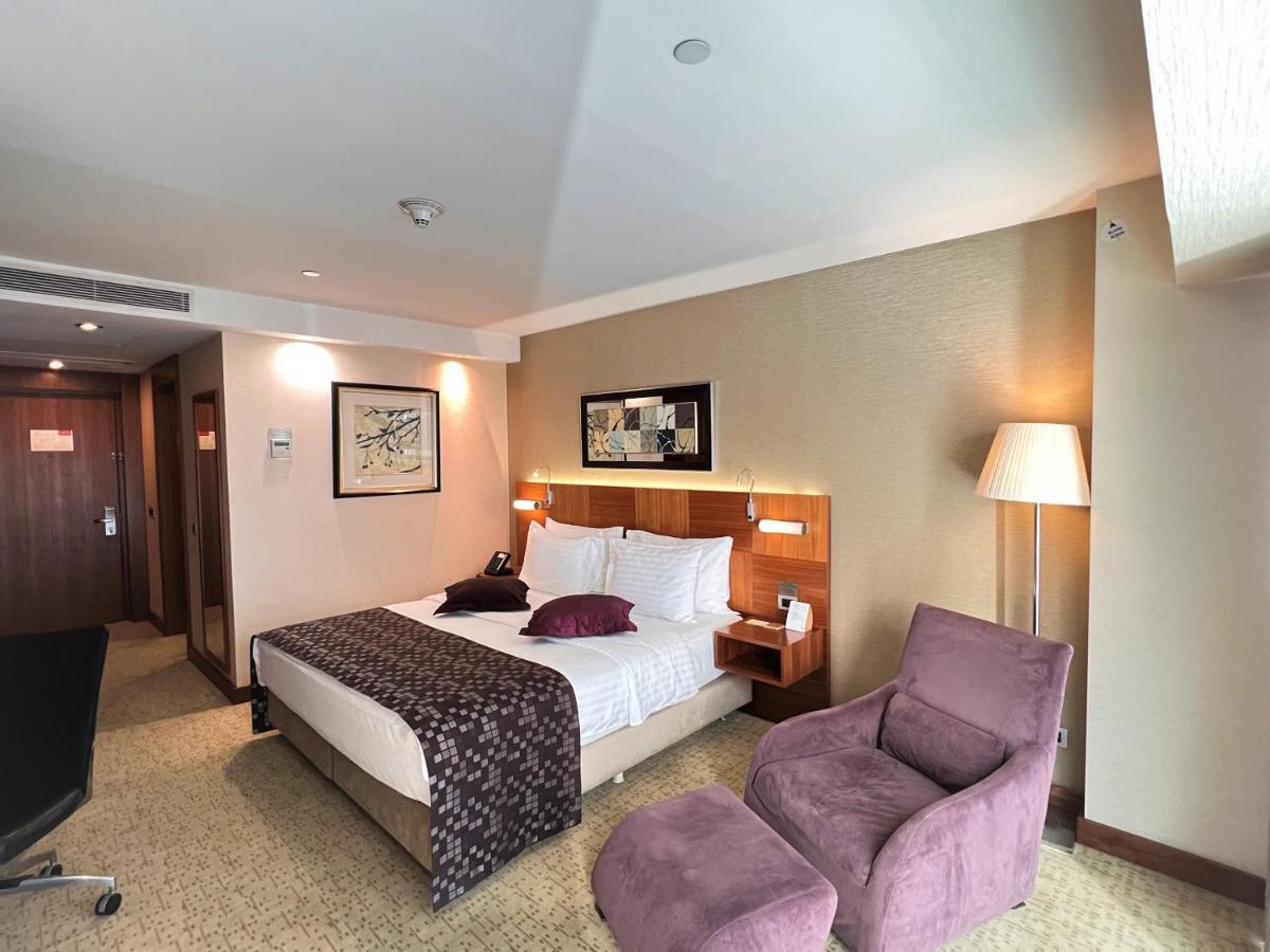 Hotel Crowne Plaza Harbiye By Ihg Istambul