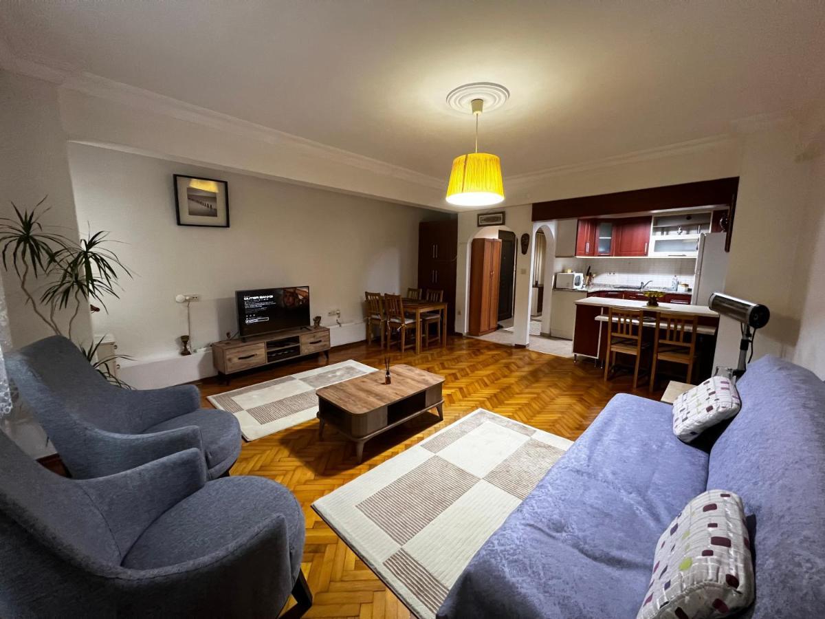 Cozy In Kadikoy Apartment *
