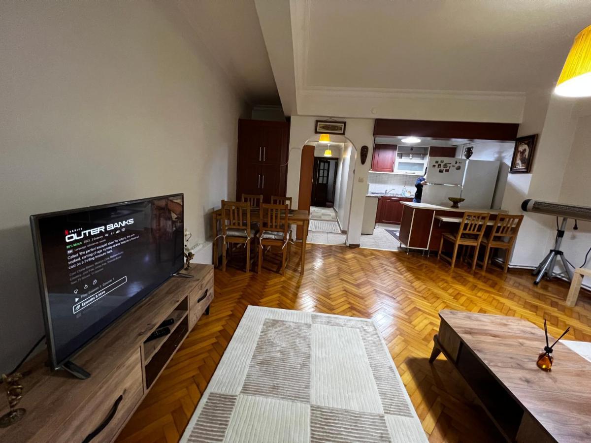 Cozy In Kadikoy Apartment *