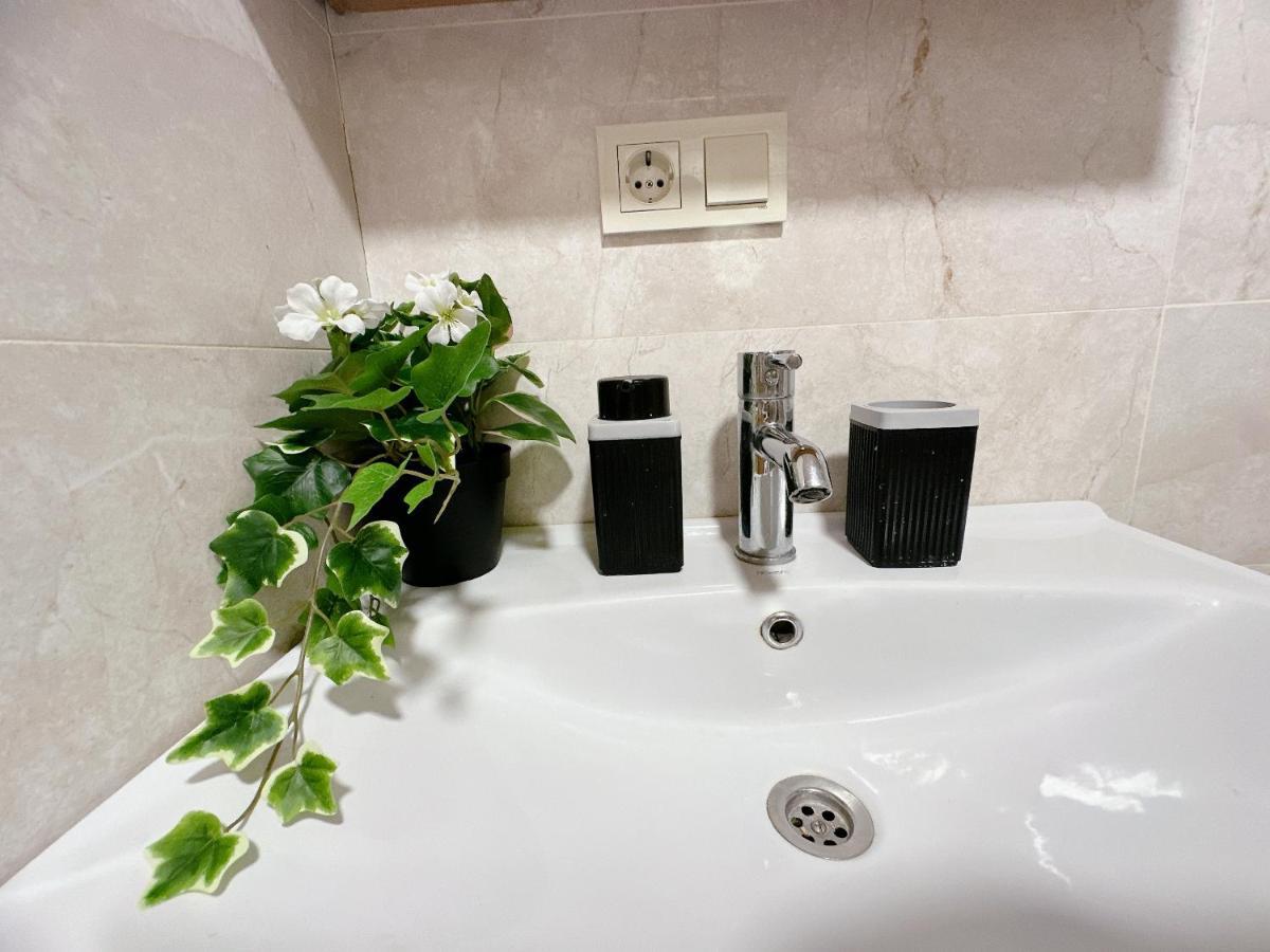 Aliya No1-new Close To Taksim Apartment