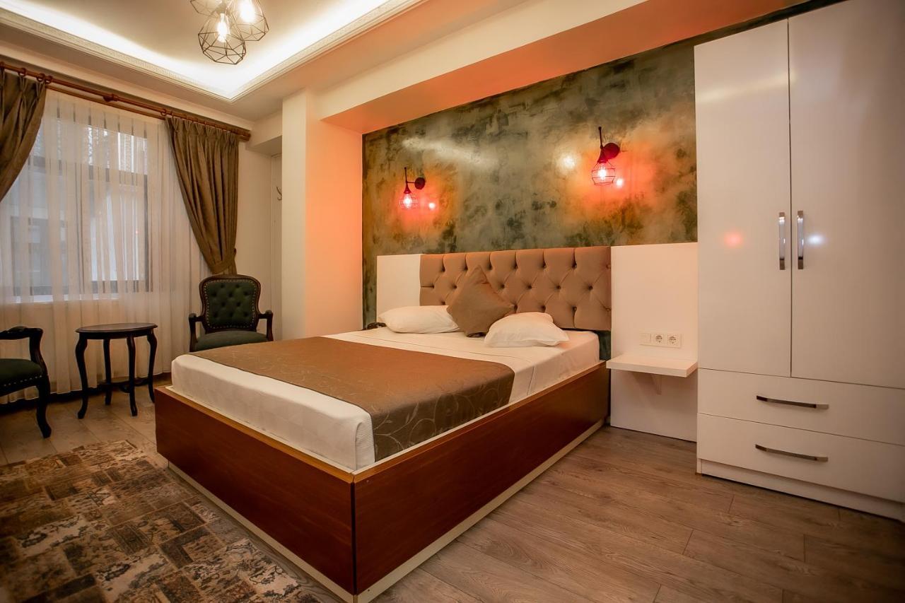 Hotel Pera Capitol 3*